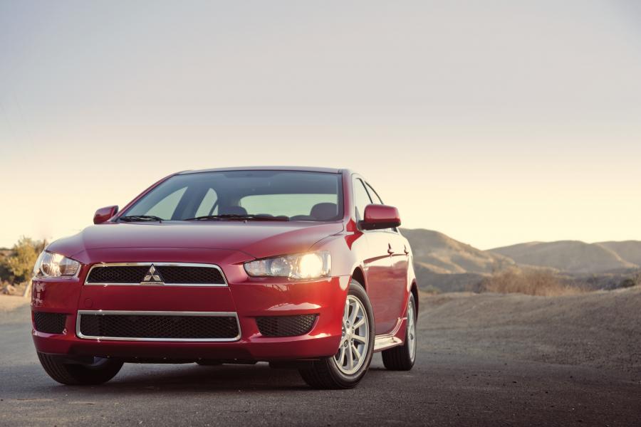  Mitsubishi Lancer SE 2012 года  (фото 3 из 6)